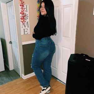 Meet your Posher, Avril